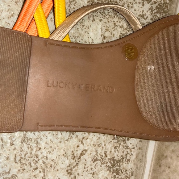 Lucky Brand Women’s Tan Multi Summer Strappy Flat Sandals Sz-7.5 - Picture 5 of 5